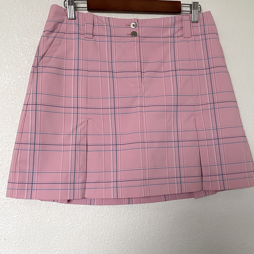 Pink golf Nike skirt